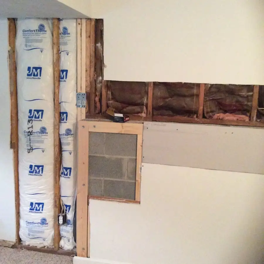 Wall insulation replacement during Structural Drying in Castroville
